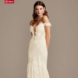 Off shoulder wedding dress!!
